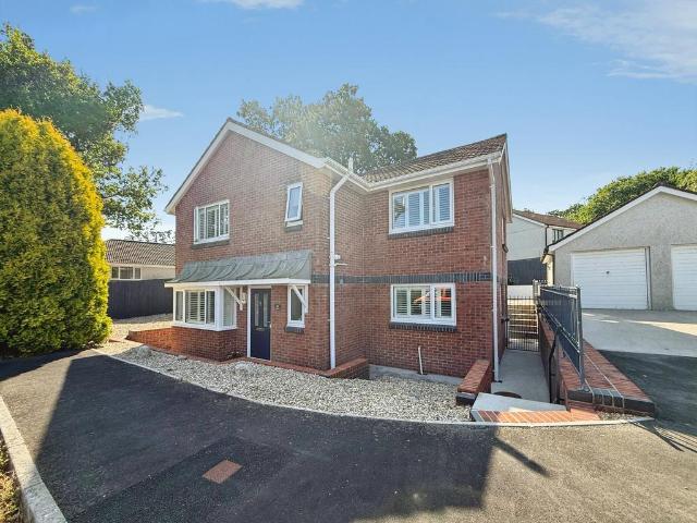 House for sale in Gowerton, Wales