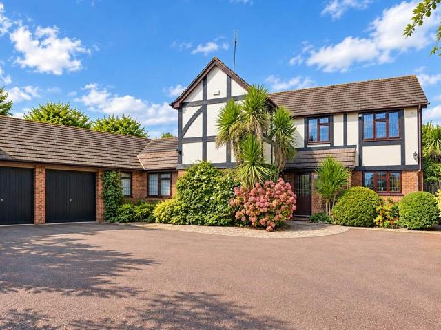 House for sale in Shoeburyness, Southend-on-Sea