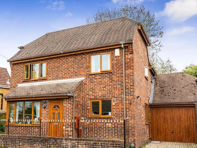 House for sale in Fair Oak and Horton Heath, Helford