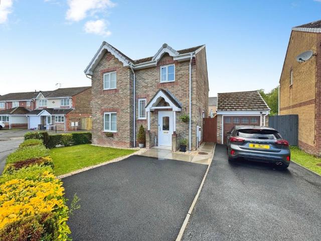 House for sale in Pontarddulais, Wales