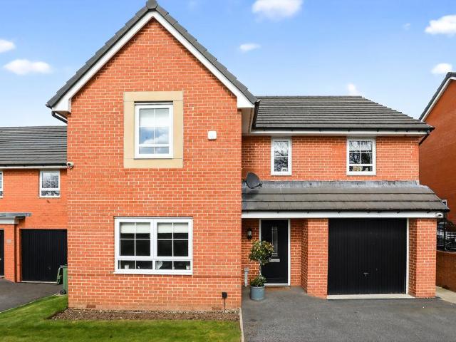 House for sale in Lostock Green, Cheshire