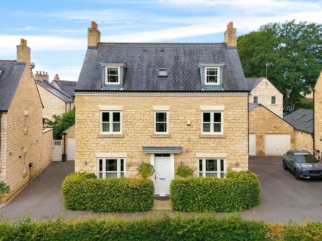 House for sale in Wetherby, West Yorkshire