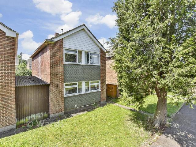 House for sale in Chatham