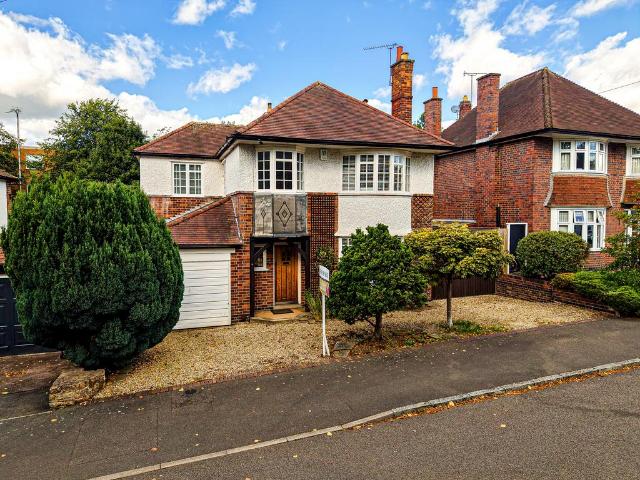 House for sale in Stoneygate, Leicester