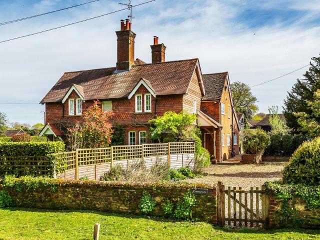 House for sale in Farley Green, Westborough