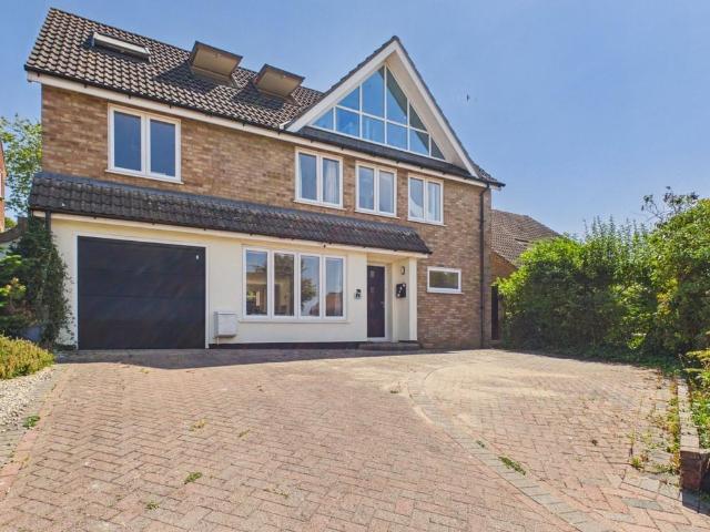 House for sale in Wooburn, Bourne End