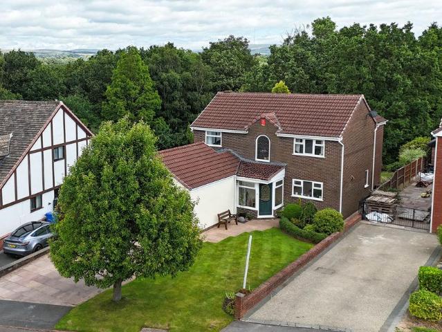 House for sale in Andertons Mill, Lancashire