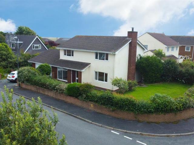 House for sale in Tywyn, Wales
