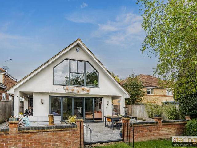 House for sale in New Mill, Pouchen End