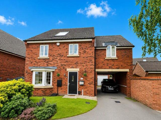 House for sale in Lakeside, South Yorkshire