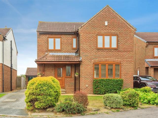 House for sale in Ossett, West Yorkshire