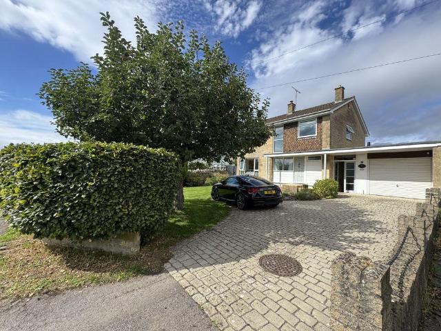 House for sale in Olveston, Tockington