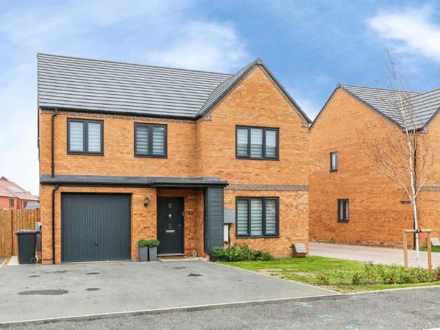 House for sale in Glenvale Park, Little Harrowden