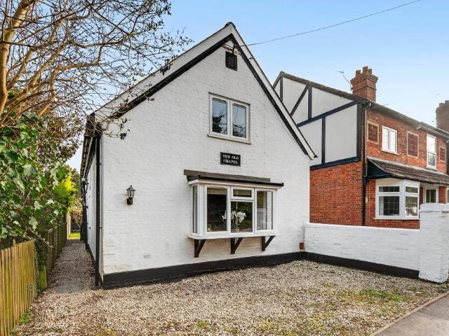 House for sale in Amen Corner, Binfield