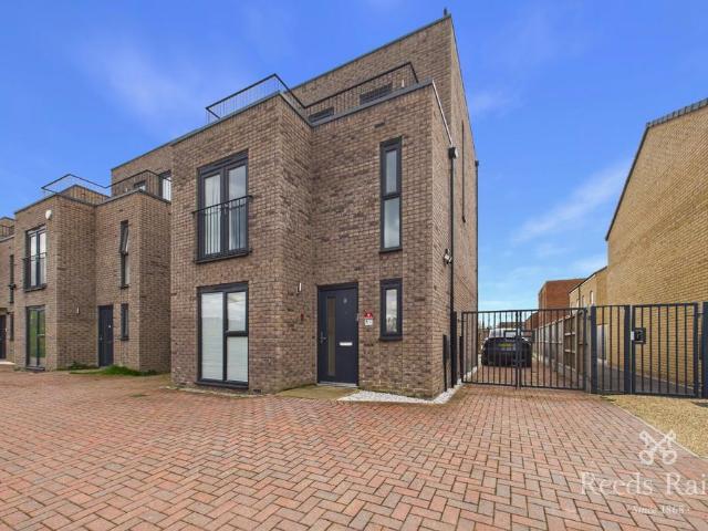 House for sale in Salford, Greater Manchester