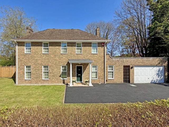 House for sale in Chichester, Littlecote