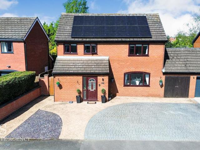 House for sale in Egginton, East Midlands