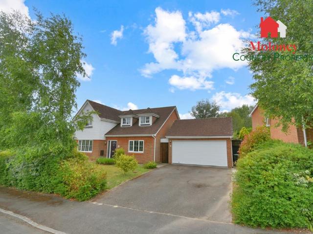 House for sale in Heathlands, East Sussex