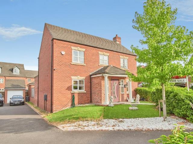 House for sale in Tividale, West Midlands