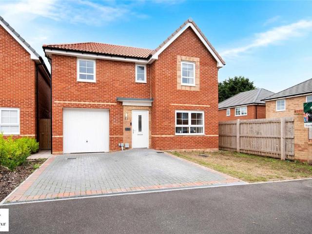 House for sale in Tickhill, South Yorkshire