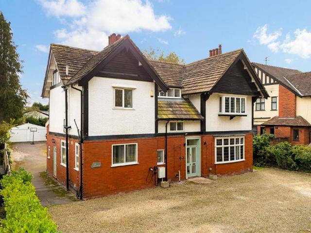 House for sale in Bramhall Green, Stockport