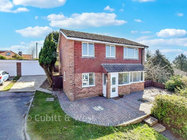 House for sale in Peacehaven, Iford