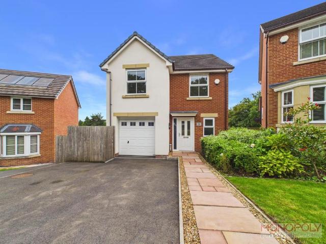 House for sale in Ruabon, Wales