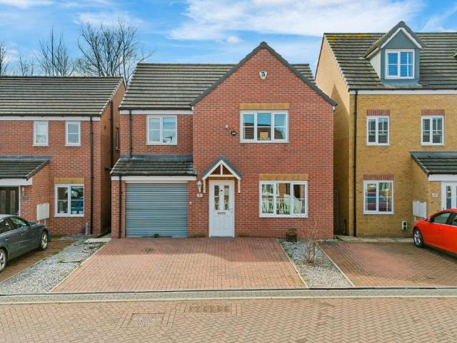House for sale in Pontefract, West Yorkshire