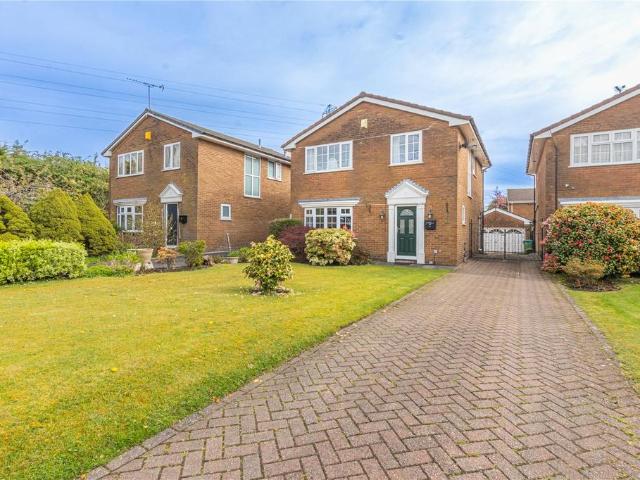 House for sale in Burnedge, Greater Manchester