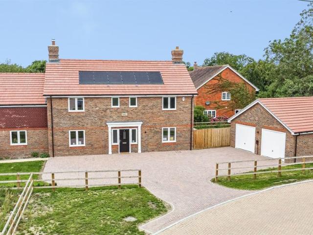 House for sale in Priest Down, Hampshire