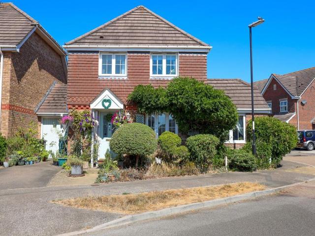 House for sale in Goddards' Green, Perryfields