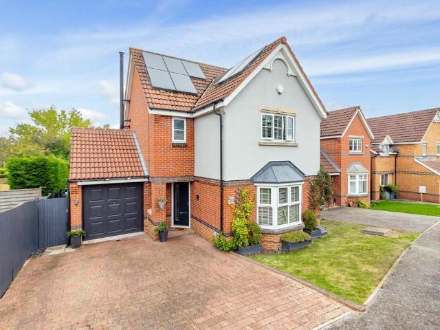 House for sale in Killinghall, York and North Yorkshire