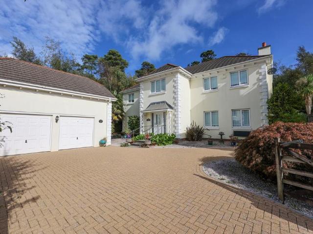House for sale in Carlyon Bay, Charlestown