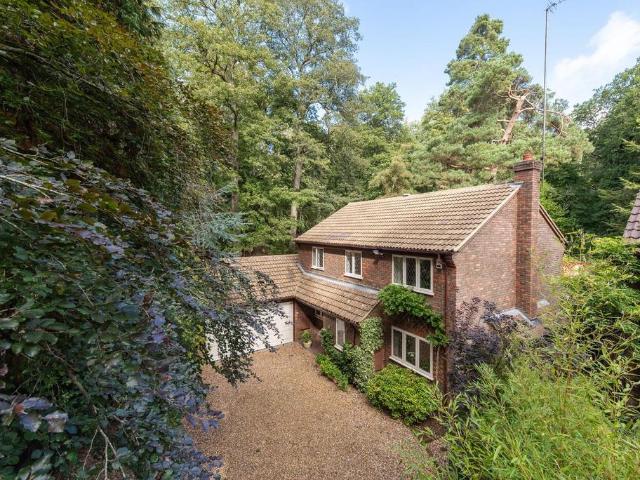 House for sale in Leighton-Linslade, Heath And Reach