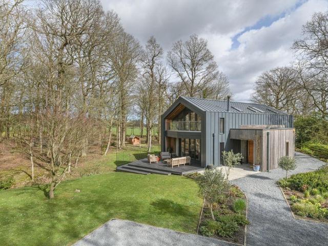 House for sale in Woolsington, Newcastle Upon Tyne