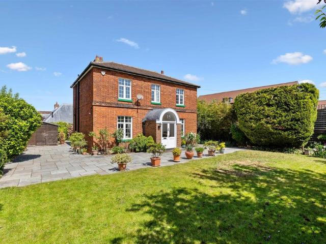 House for sale in King's Walden, Hertfordshire