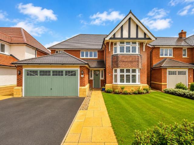 House for sale in Knutsford