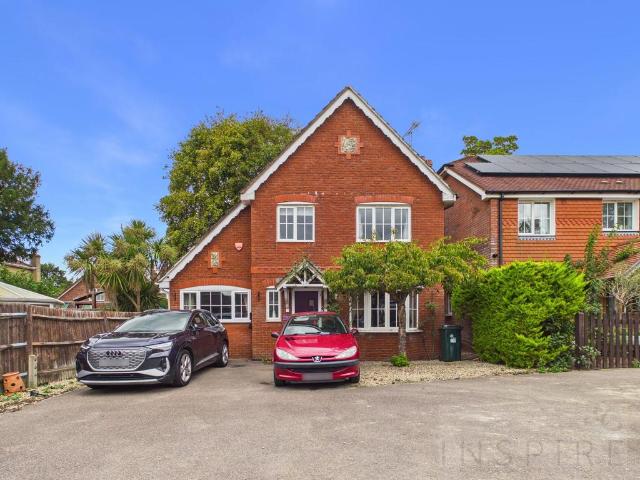 House for sale in Glynde, West Sussex