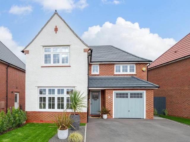 House for sale in Roby Mill, Lancashire