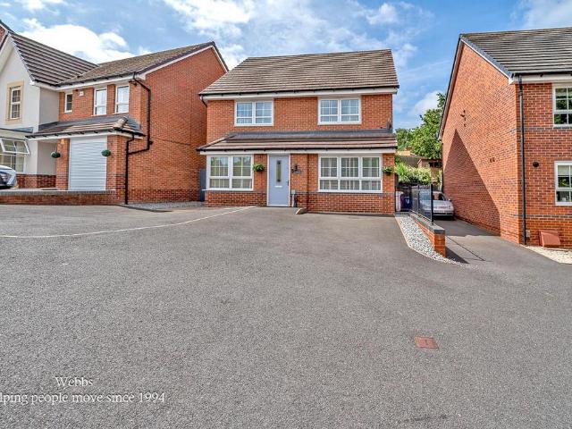House for sale in Chadsmoor, Staffordshire