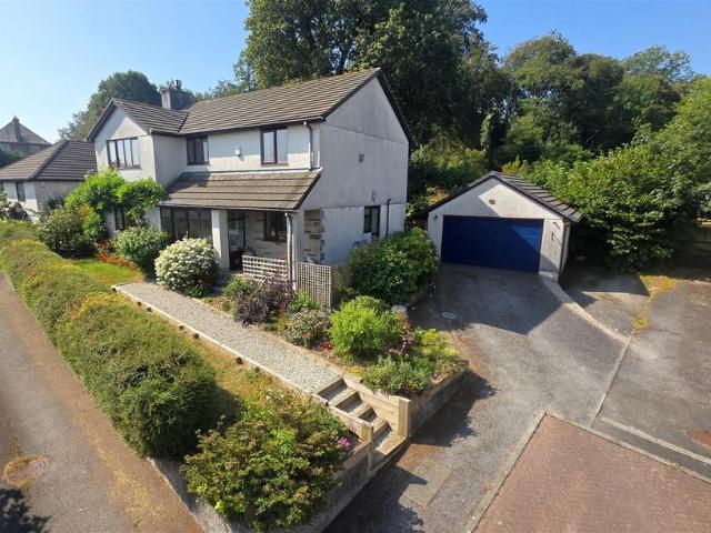 House for sale in Weir Quay, Devon