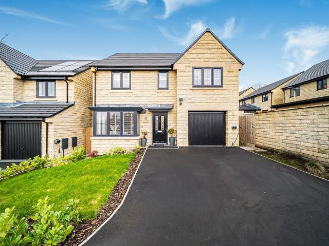 House for sale in Worsthorne, Burnley