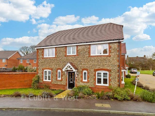 House for sale in Horsham, West Sussex