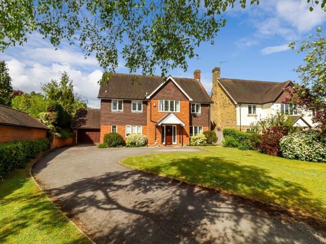 House for sale in Beaconsfield, Forty Green