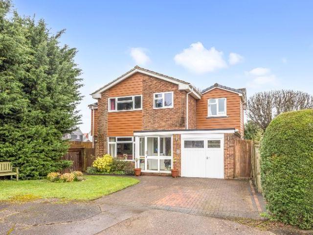 House for sale in Perryfields, West Sussex