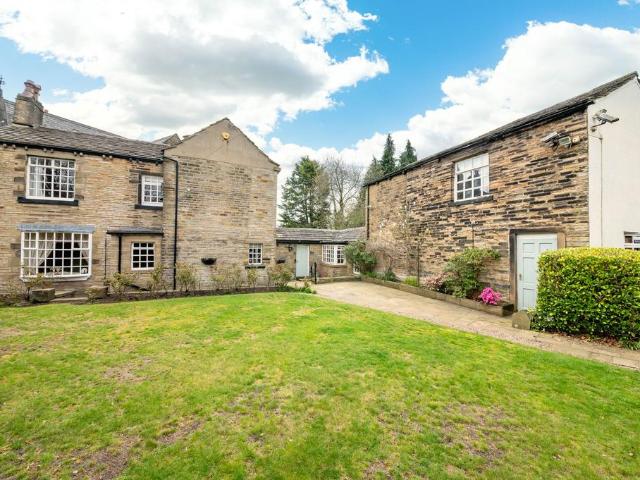 House for sale in Marsh, Huddersfield