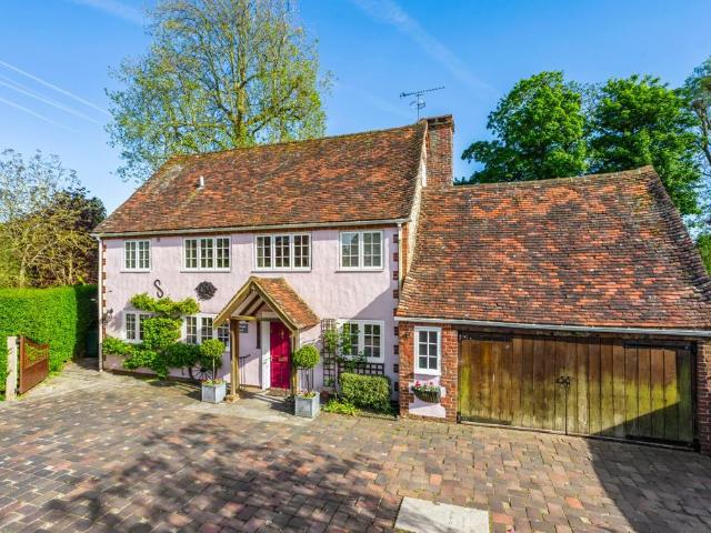 House for sale in Littlecote, West Sussex