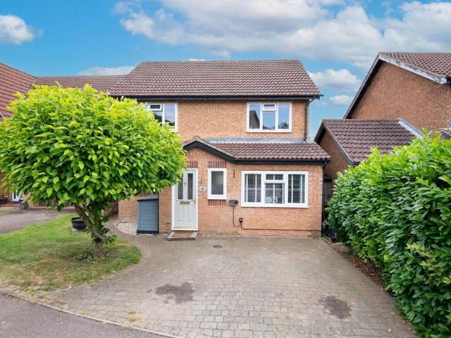 House for sale in Glenvale Park, Wellingborough