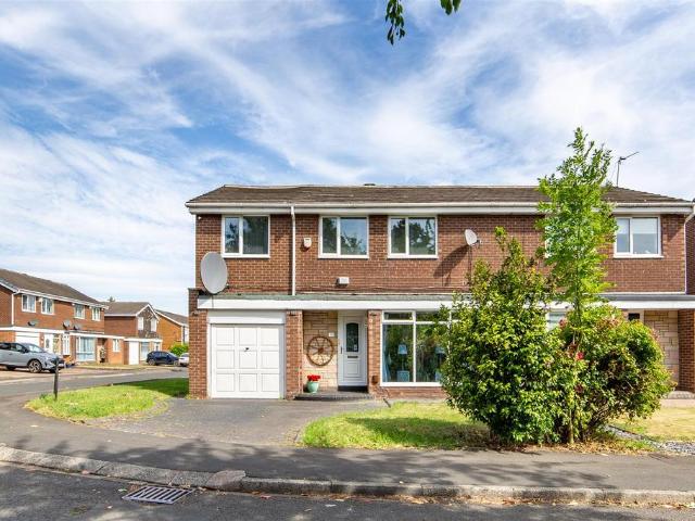 House for sale in Kenton, Tyne And Wear