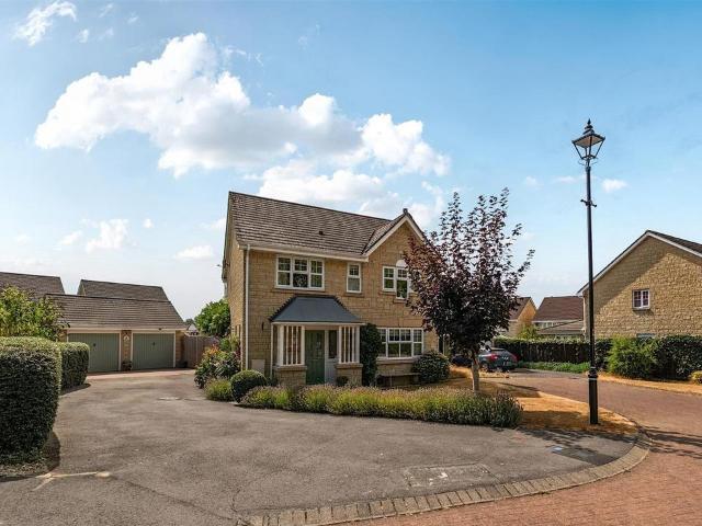 House for sale in Chippenham, Wiltshire